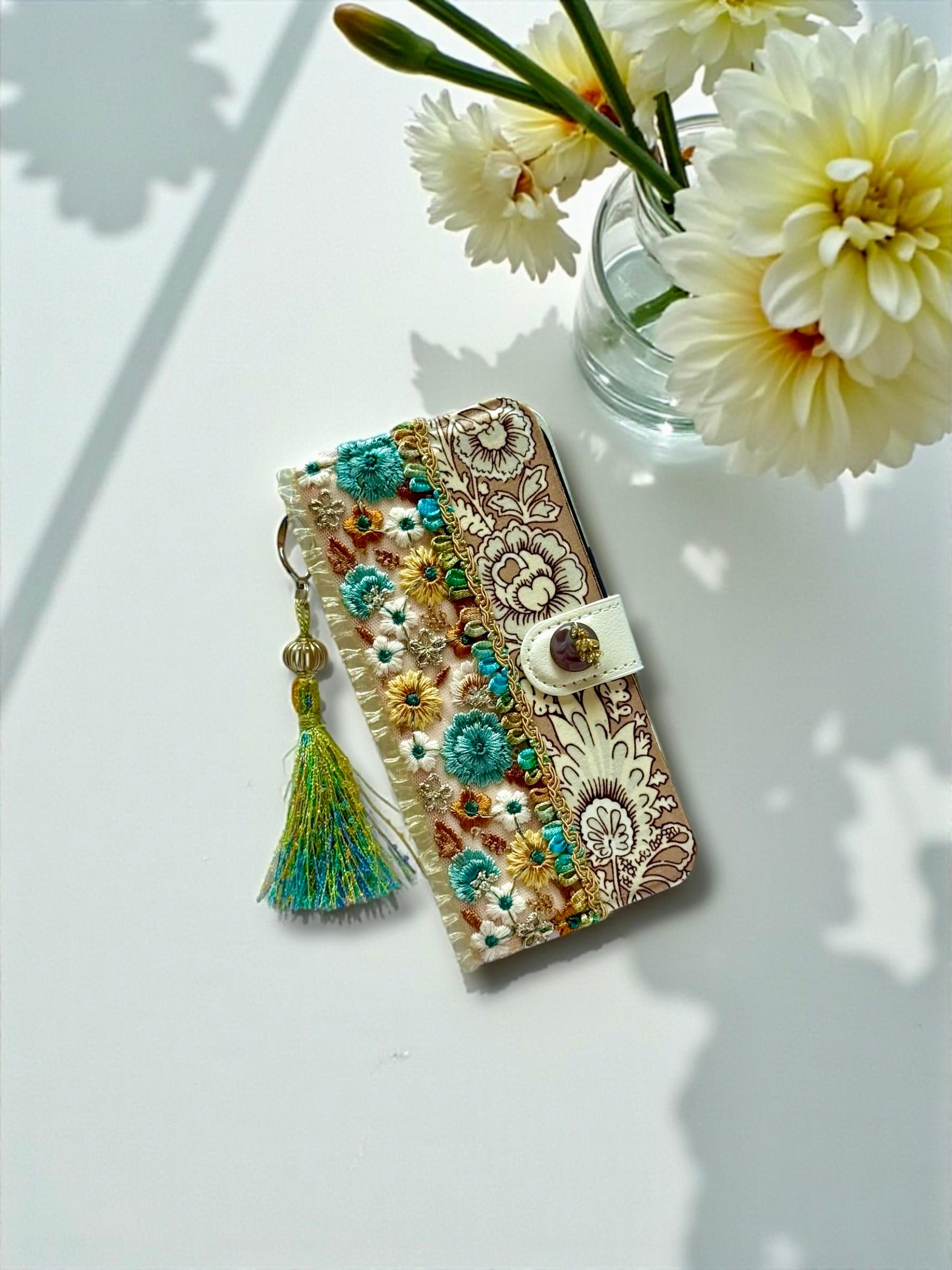 antique green iPhoneケース/スマホケース1枚目の画像